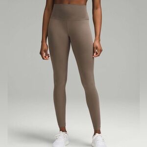 Lululemon Wunder Train 28” Legging
